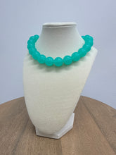 Load image into Gallery viewer, Transparent Pop Necklace