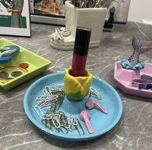 Load image into Gallery viewer, MEL07 Melamine Dainty Dishes Set Of 3 By Nora Fleming