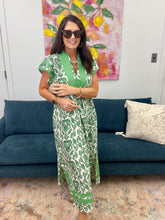 Load image into Gallery viewer, Abstract Two Tone Print Midi Dress, Green
