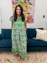 Load image into Gallery viewer, Abstract Two Tone Print Midi Dress, Green
