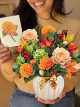 Load image into Gallery viewer, Freshcut Pumpkin Spice Bouquet

