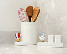 Load image into Gallery viewer, A452 Red, White, &amp; Balloon
