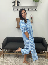 Load image into Gallery viewer, Sunday Stroll Dress, Blue

