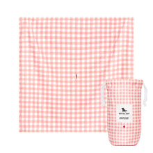 Load image into Gallery viewer, Dock &amp; Bay Picnic Blanket, Large Strawberries &amp; Cream
