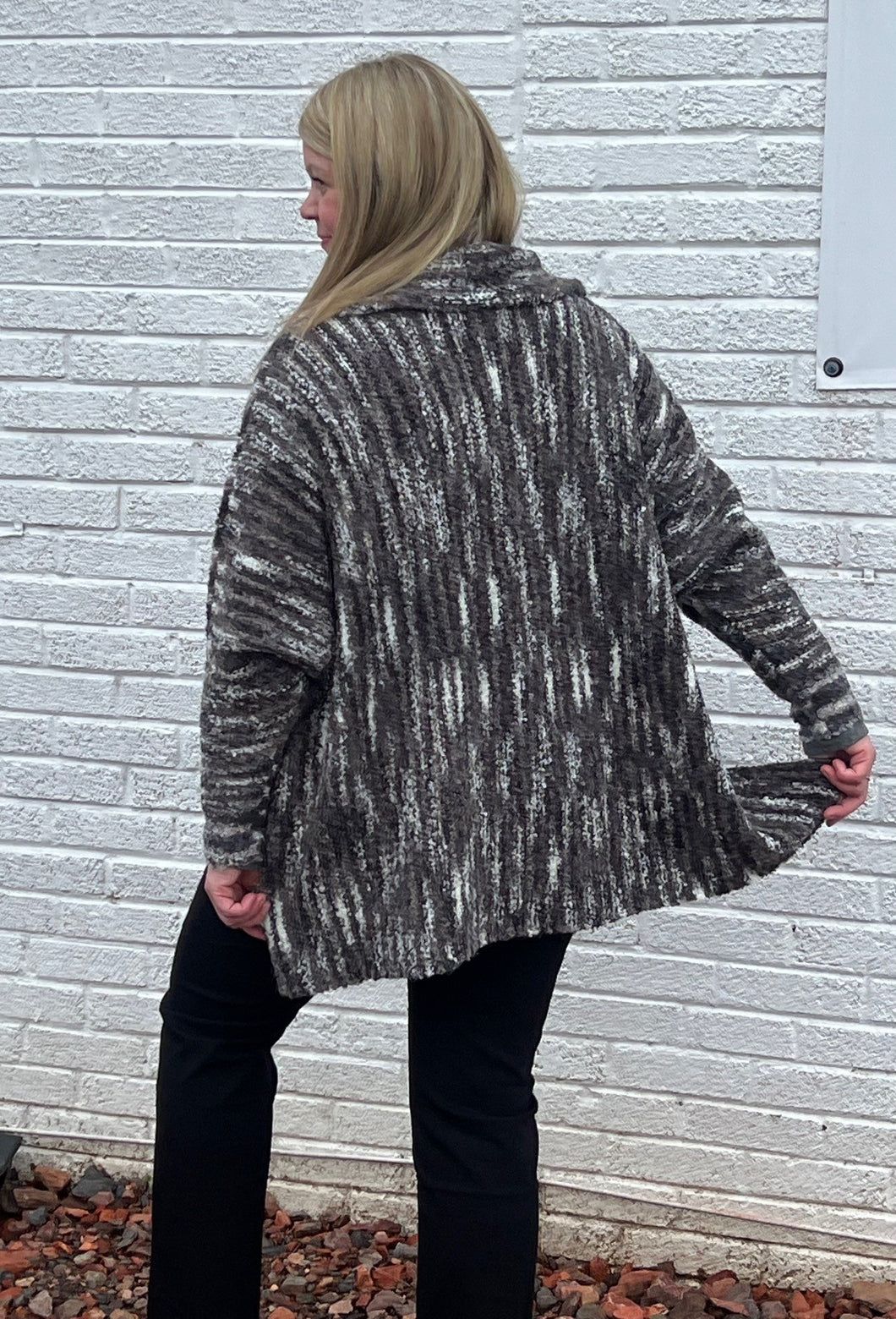 Marbled Hi-Lo Knit Cardigan