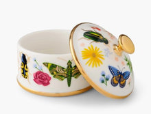 Load image into Gallery viewer, Curio Round Porcelain Box
