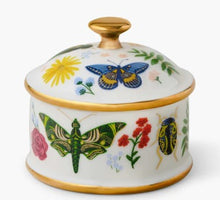 Load image into Gallery viewer, Curio Round Porcelain Box
