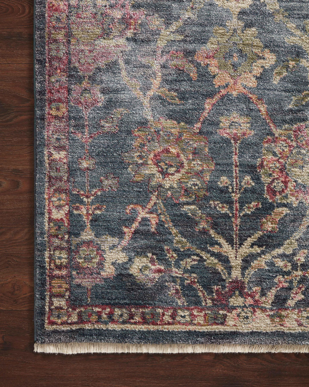 Giada Navy/Multi Rug 5' x 7'10