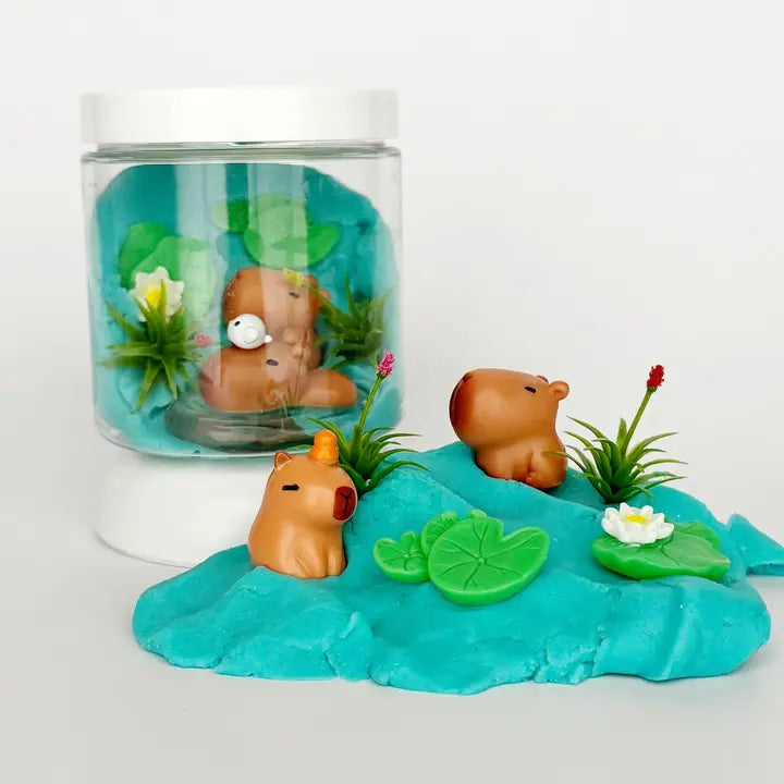 Happy Capybara Mini Dough To Go