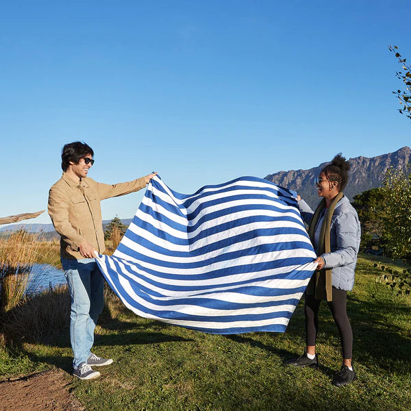 Dock & Bay Picnic Blanket, XL Whitsunday Blue