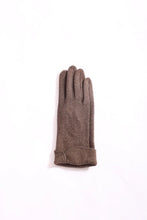 Load image into Gallery viewer, Evette Glove
