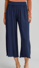 Load image into Gallery viewer, Frayed Hem Wide Leg Pants

