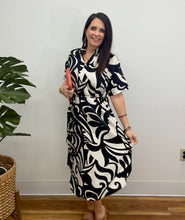 Load image into Gallery viewer, Johnny Collar Midi Dress, Black &amp; White
