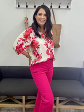 Load image into Gallery viewer, Linque Floral Button Front Top, Pink
