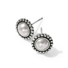 Load image into Gallery viewer, Luster Pearl Stud Earring
