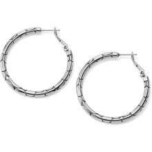 Load image into Gallery viewer, PEBBLE SMALL HOOP EARRINGS
