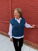 Load image into Gallery viewer, V-Neck Jacquard Sweater
