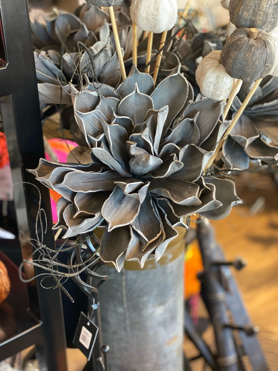 Grey Floral Botanica