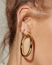 Load image into Gallery viewer, Amalfi Tube Hoops, Gold
